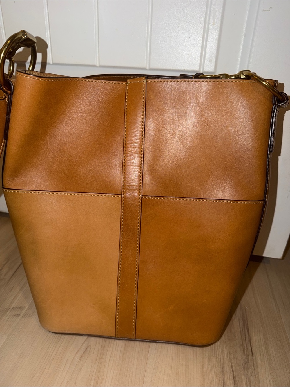 Frye Tan Leather Shoulder Bucket Bag - Picture 6 of 8
